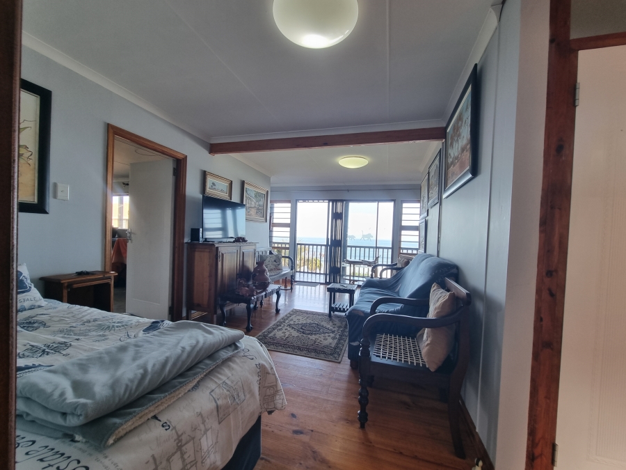 4 Bedroom Property for Sale in Dana Bay Western Cape